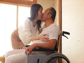 Menantu Taat Rawat Kontol Ayah Mertua Lumpuh Ngentot Dalem